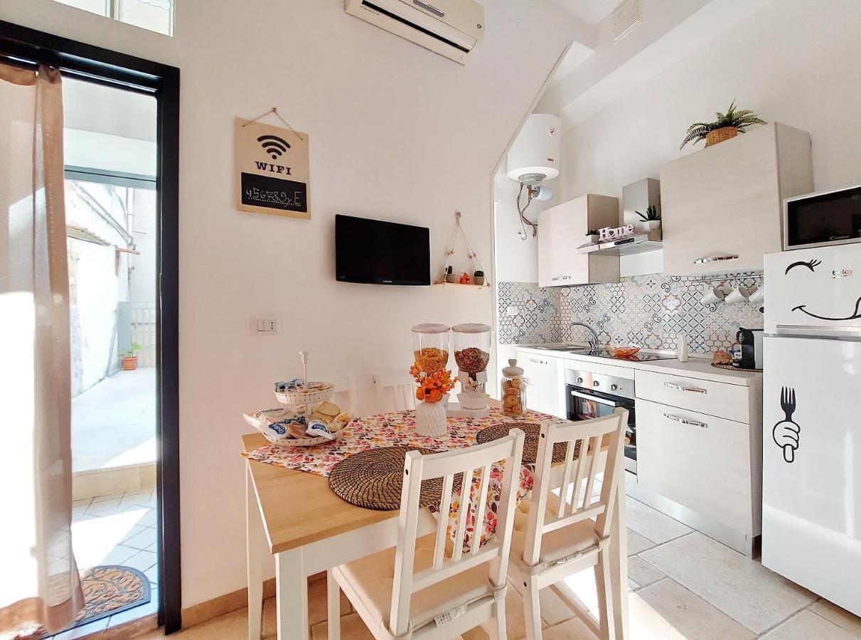 Casa Vacanze Lacorte Byfrancy バーリ エクステリア 写真
